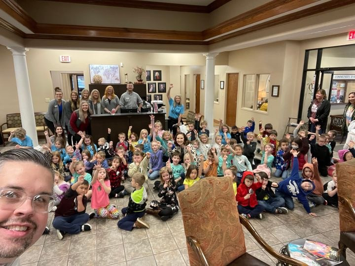 Eastside Elementary learns about banking at First Service Bank